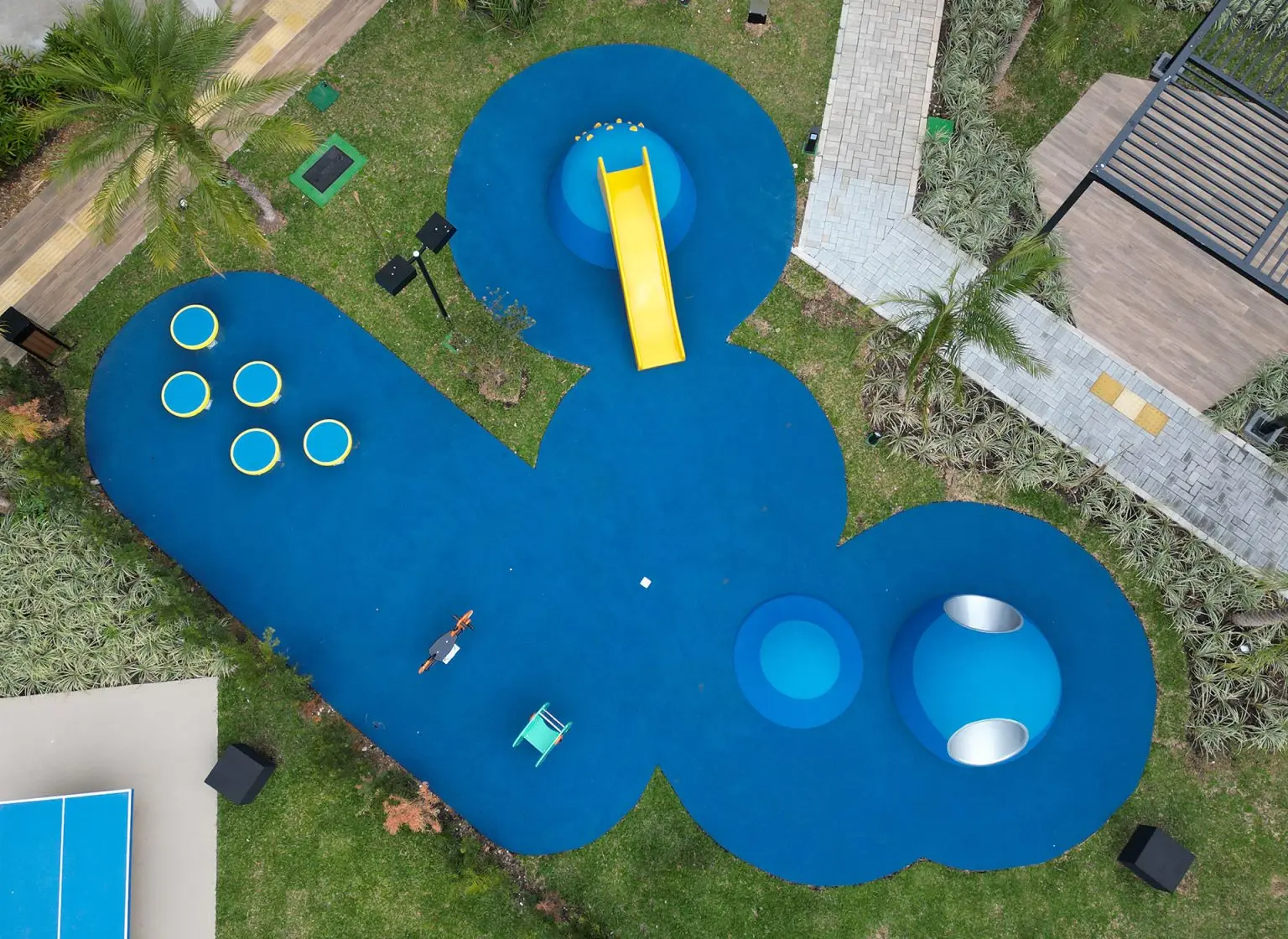 https://api.rubberbrasil.com.br/wp-content/uploads/2025/10/02-3-1536x1120.webp