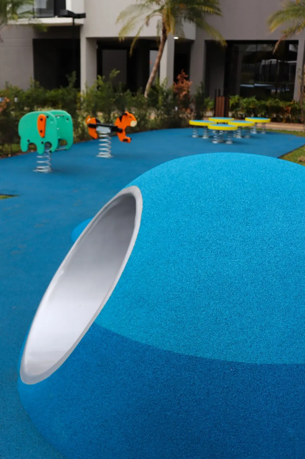 https://api.rubberbrasil.com.br/wp-content/uploads/2025/10/11-2-1020x1536.webp