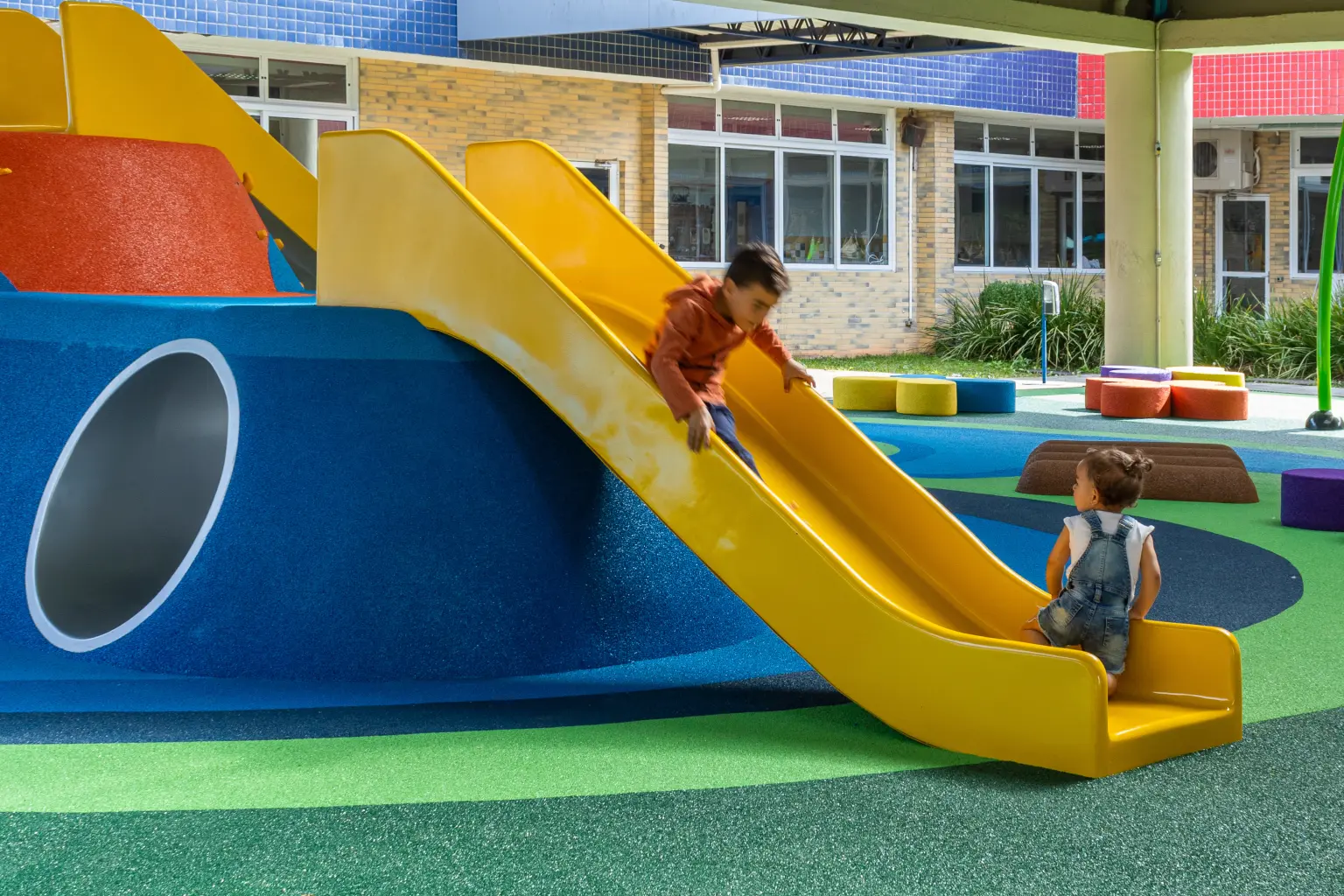 Como escolher equipamentos para playground? 7 critérios para criar espaços mais completos